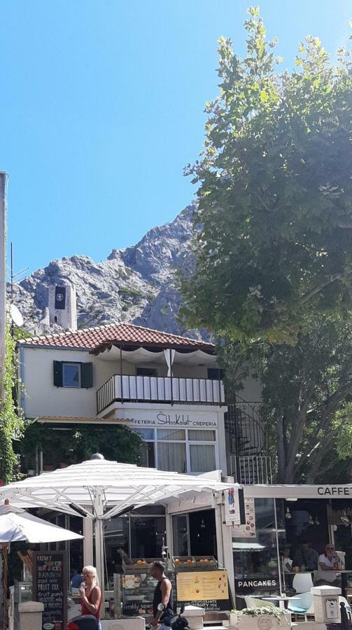 Mima'S Rooms Omiš Exterior foto