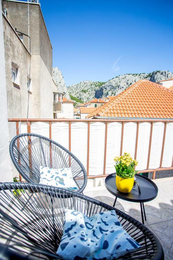 Mima'S Rooms Omiš Exterior foto