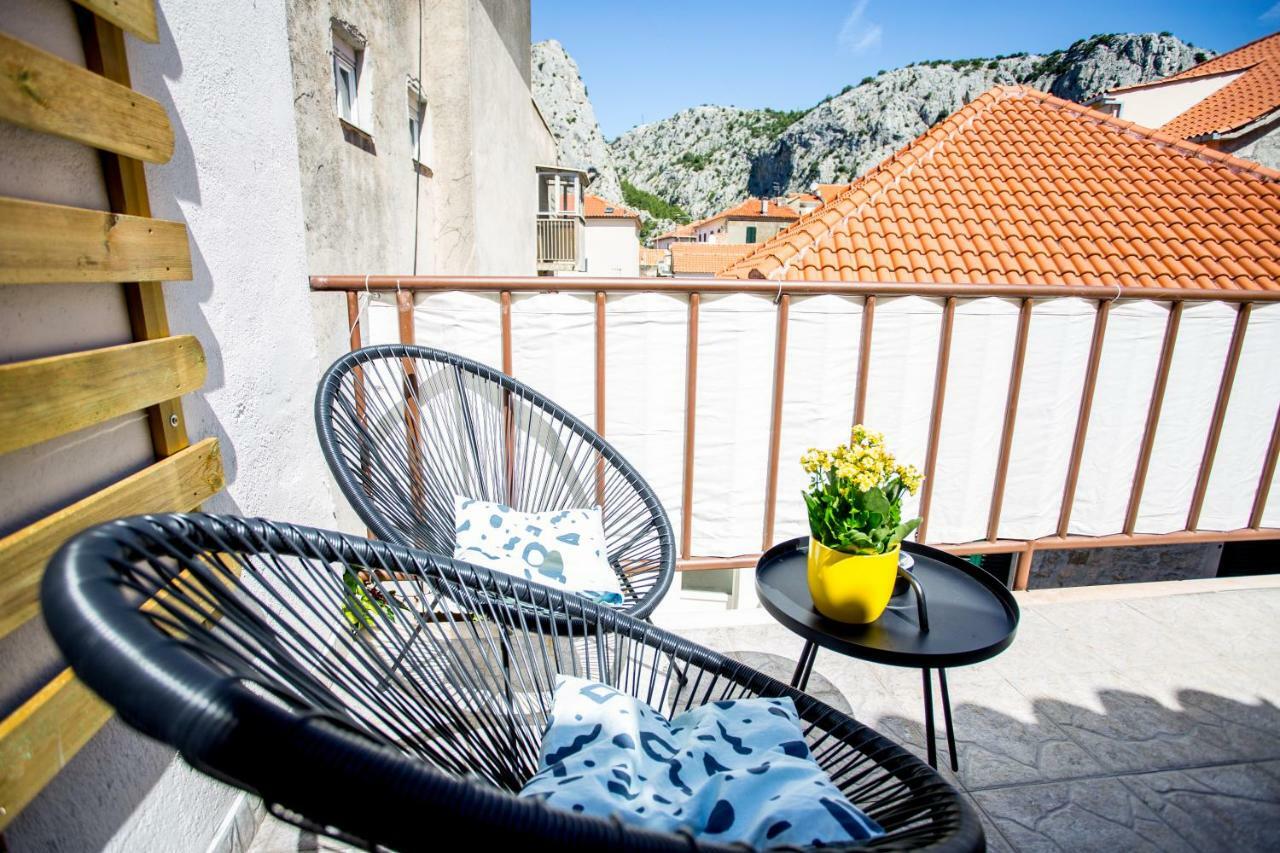 Mima'S Rooms Omiš Exterior foto